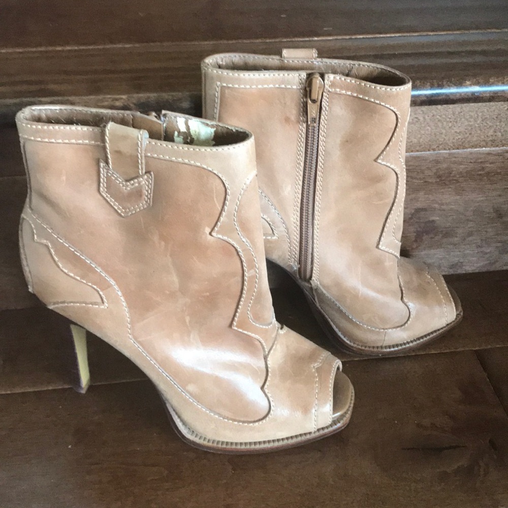 Bcbgeneration Boots New Without Box. - image 1